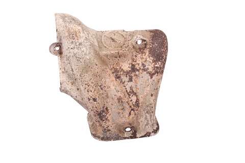 Kryt výfukových svodů