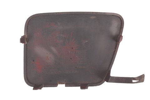 Záslepka tazného oka do zadního nárazníku