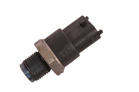 Snímač tlaku paliva