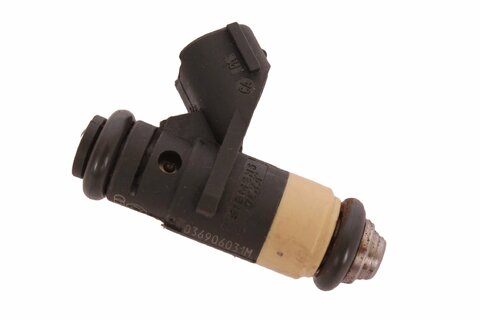 Vstřikovací tryska 036906031M