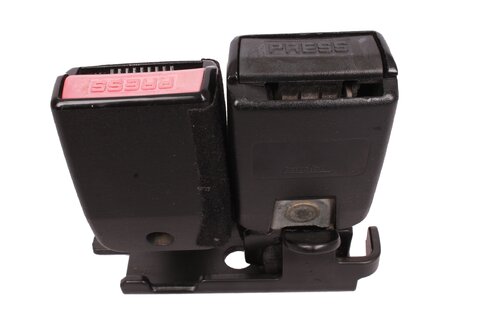 Pravý zadní zámek bezpečnostního pásu