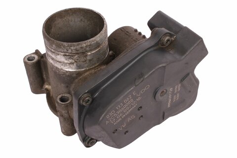 Škrtící klapka 03D133062 E/F