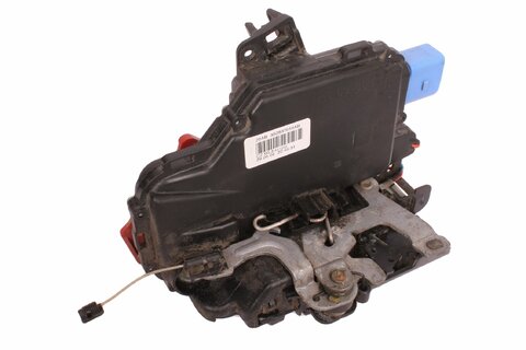 Zámek dveří pravý přední -2010 (s centrálem, bez dálky)