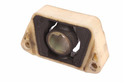 Držák chladiče horní 5J0121367