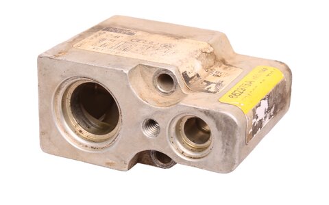 Expanzní ventil klimatizace 6N0820679C