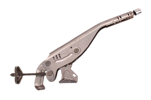 Páka ruční brzdy pro bubnovou brzdu chrom