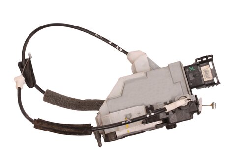 Pravý zámek zadních dveří 9800618680