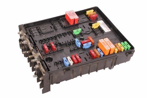 Pojistková skříňka motoru 1K0937124K