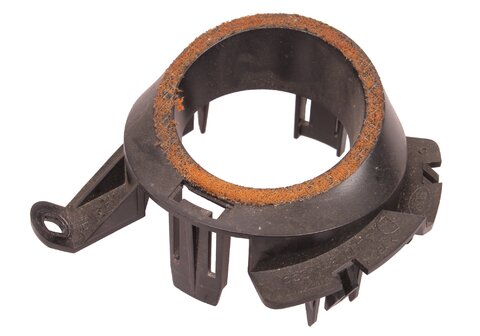 Držák výškového reproduktoru pravý P