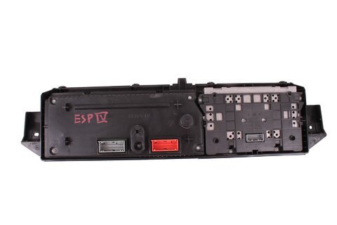 Přístrojový štít P8200726188