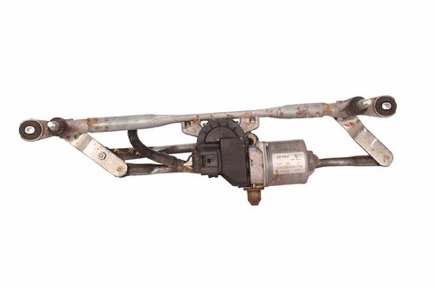 Motorek předních stěračů s mechanizmem