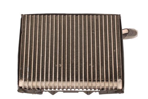 Výparník klimatizace 8D1820103D